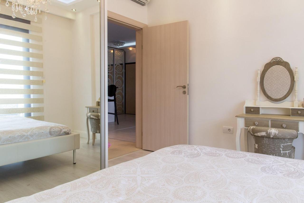 Becici - Andrea Apartman Ngoại thất bức ảnh