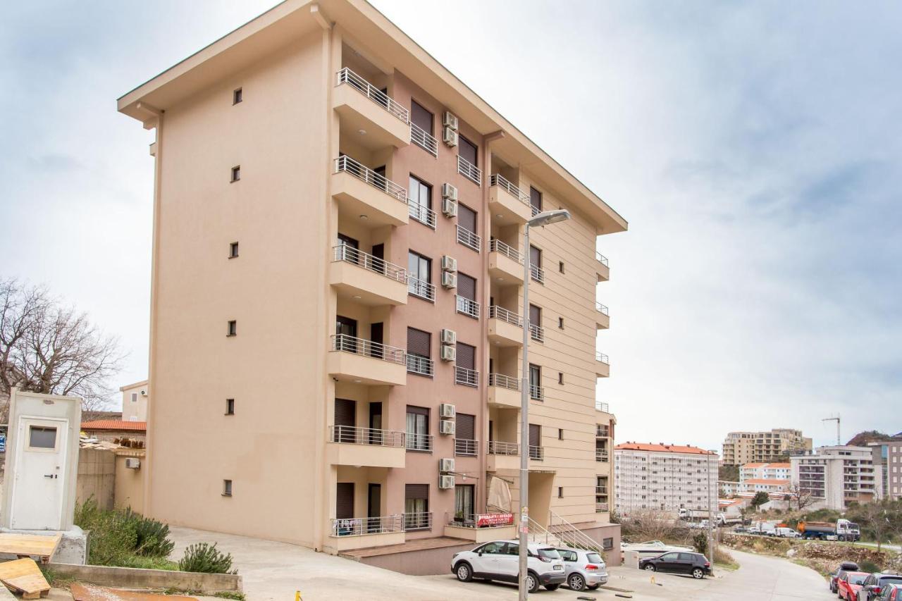 Becici - Andrea Apartman Ngoại thất bức ảnh